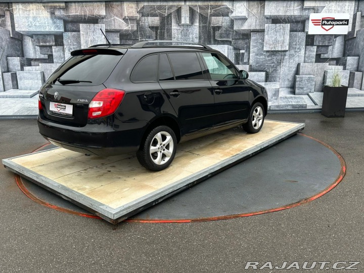 Škoda Fabia 1.2TSi, 63KW, VYHŘ. SEDAD 2014