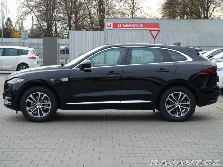 Jaguar F-Pace 2,0 D200 SE,1.Maj,ČR,DPH 2021