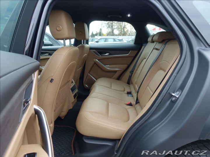 Jaguar F-Pace 2,0 D200 SE,1.Maj,ČR,DPH 2021