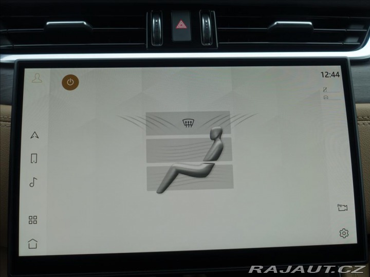 Jaguar F-Pace 2,0 D200 SE,1.Maj,ČR,DPH 2021