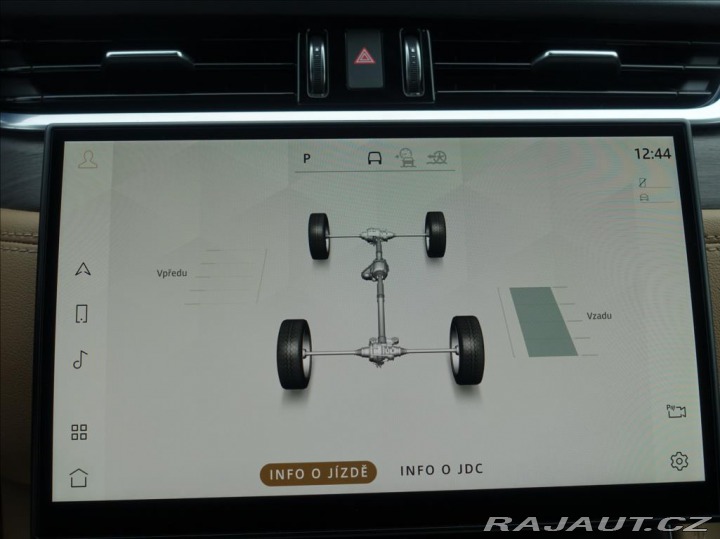 Jaguar F-Pace 2,0 D200 SE,1.Maj,ČR,DPH 2021