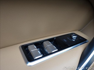 Jaguar F-Pace 2,0 D200 SE,1.Maj,ČR,DPH 2021