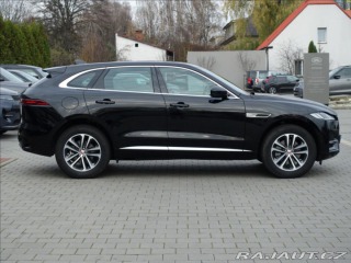 Jaguar F-Pace 2,0 D200 SE,1.Maj,ČR,DPH 2021