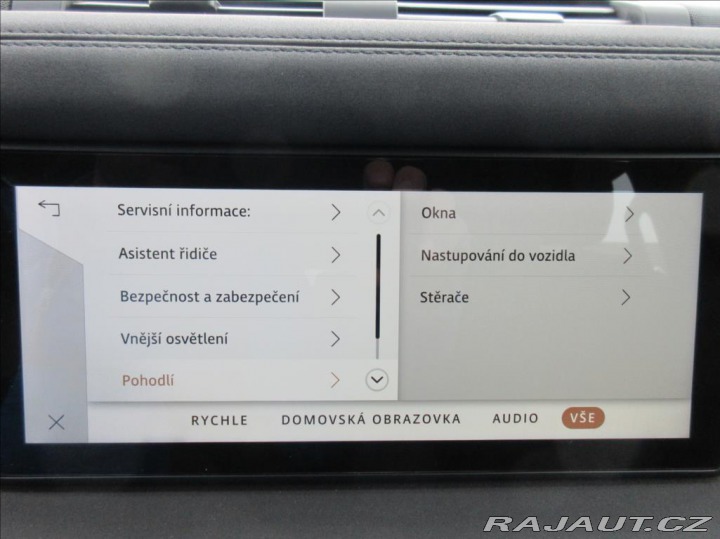 Land Rover Defender 2,0 D200 110,1.Maj, ČR, D 2020