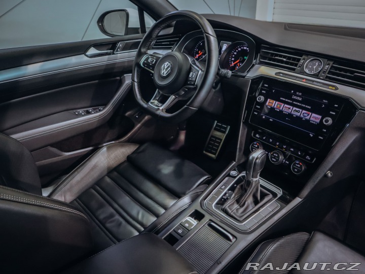 Volkswagen Passat 2.0TDI DSG R-line 2019