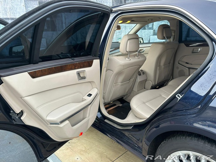 Mercedes-Benz E 200BLUETEC,2.2D 100KW 2015