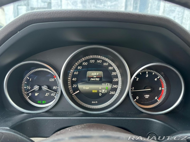 Mercedes-Benz E E200BLUETEC,2.2D 100KW 2015