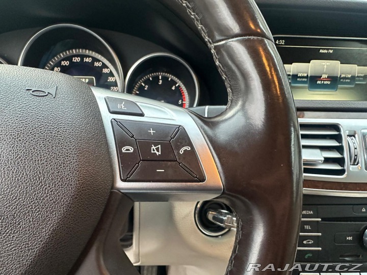 Mercedes-Benz E 200BLUETEC,2.2D 100KW 2015