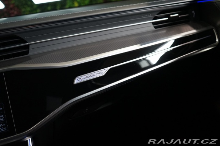 Audi RS6 AVANT*QUATTRO*CERAMIC*B&a 2020