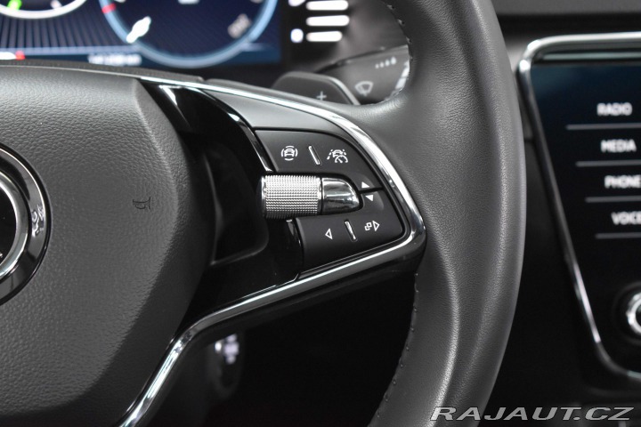 Škoda Superb 2.0 TDI STYLE*TAŽNÉ*2xKOL 2023