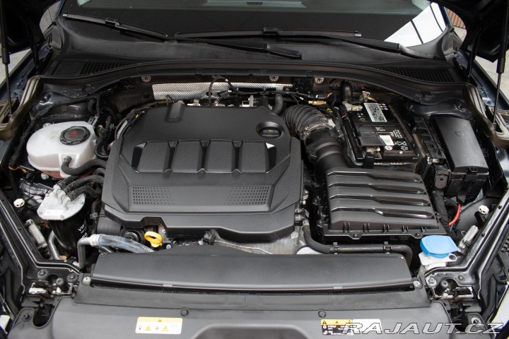 Škoda Superb 2.0 TDI STYLE*TAŽNÉ*2xKOL 2023