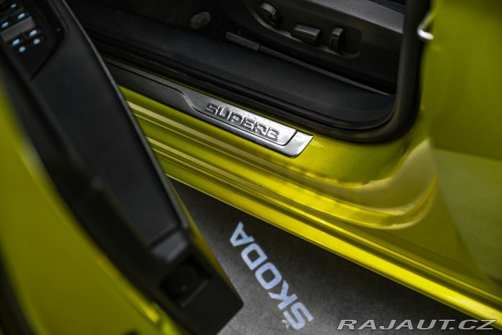 Škoda Superb 2,0TSI SportLine DSG LED 2024