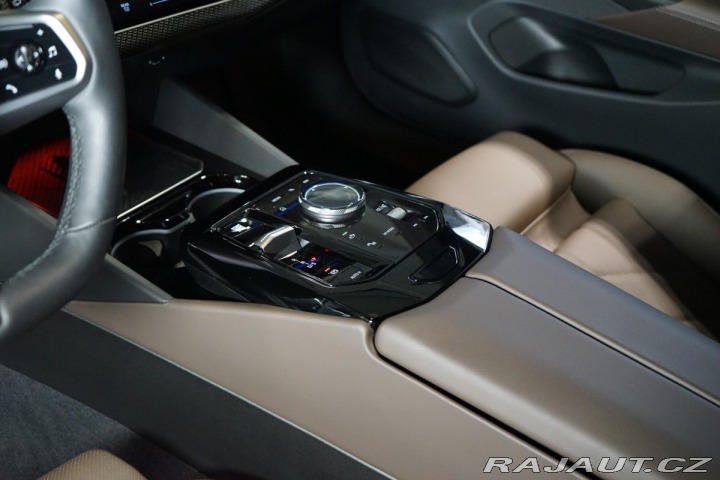 BMW 5 540d*XDRIVE*HUD*B&W*T 2024