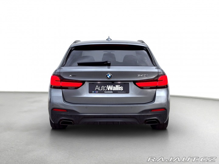 BMW 5 540i xDrive 2023