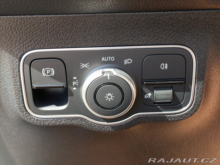 Mercedes-Benz GLB 2,0 200d 4Matic AMG Premi 2025