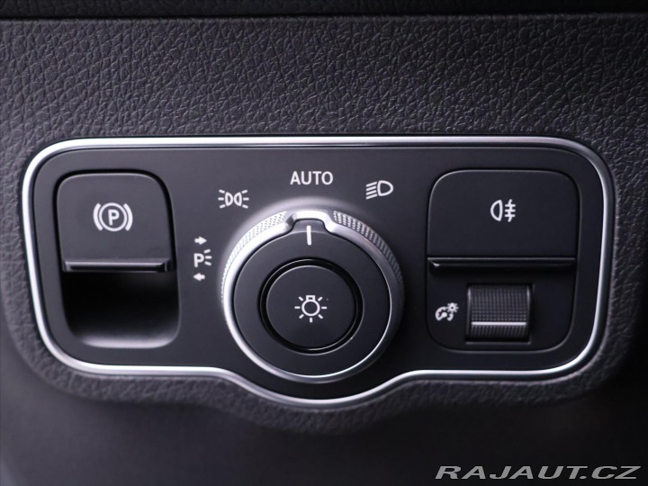 Mercedes-Benz GLB 2,0 200d 4Matic AMG Premi 2025