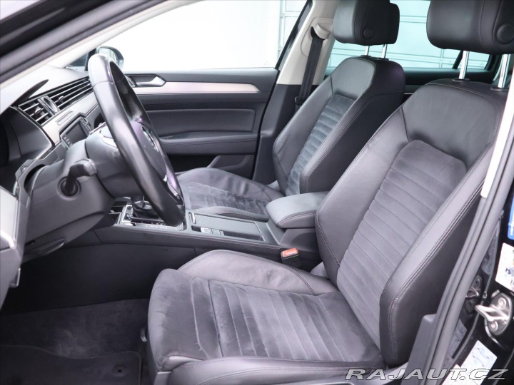 Volkswagen Passat 2,0 TDI 140kW DSG Highlin 2017