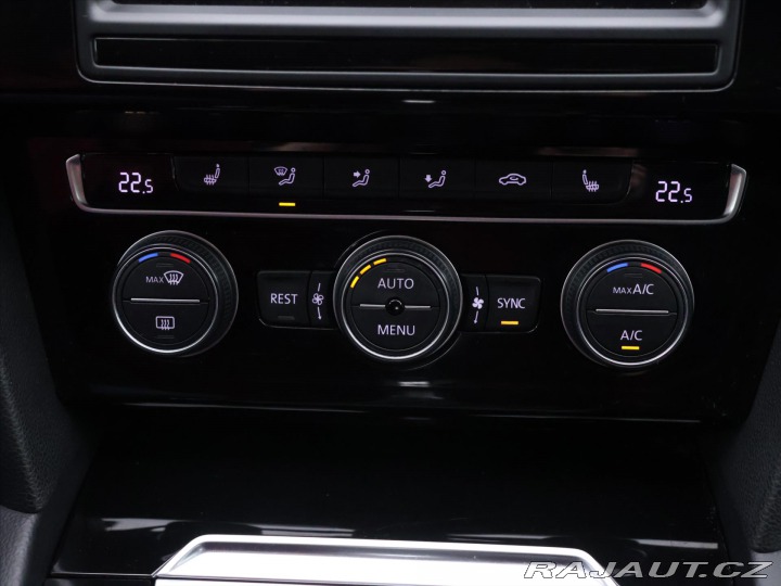 Volkswagen Passat 2,0 TDI 140kW DSG Highlin 2017