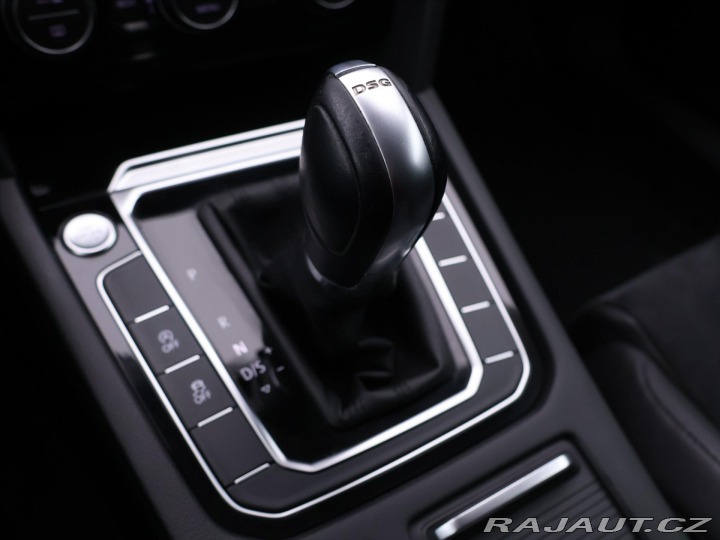 Volkswagen Passat 2,0 TDI 140kW DSG Highlin 2017