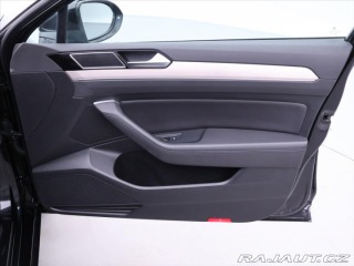 Volkswagen Passat 2,0 TDI 140kW DSG Highlin 2017