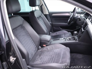 Volkswagen Passat 2,0 TDI 140kW DSG Highlin 2017