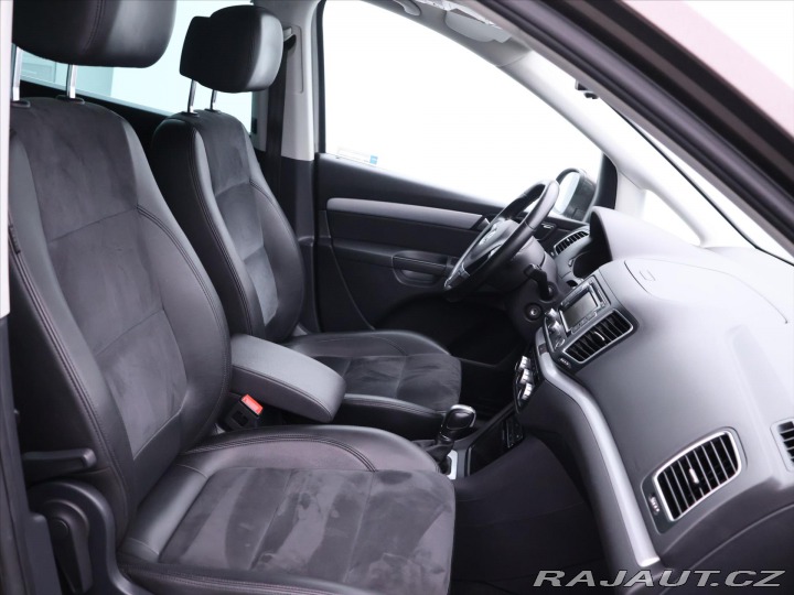 Volkswagen Sharan 2,0 TDI DSG CZ Highline 7 2015