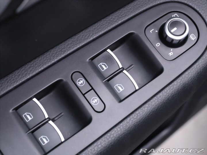 Volkswagen Sharan 2,0 TDI 130kW DSG CZ High 2015