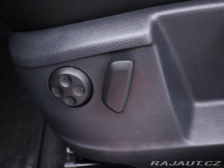 Volkswagen Sharan 2,0 TDI DSG CZ Highline 7 2015