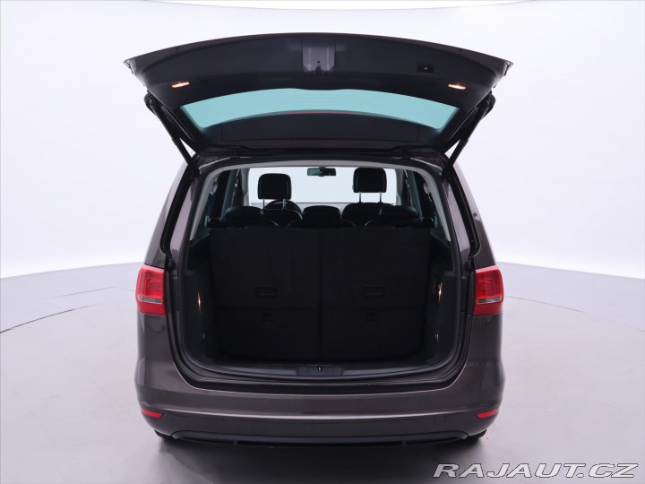 Volkswagen Sharan 2,0 TDI DSG CZ Highline 7 2015