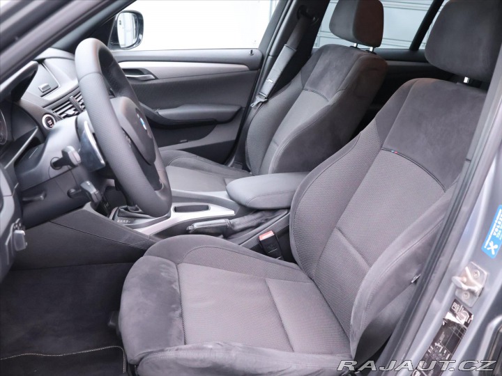 BMW X1 2,0 xDrive20d 130kW M-Pak 2012