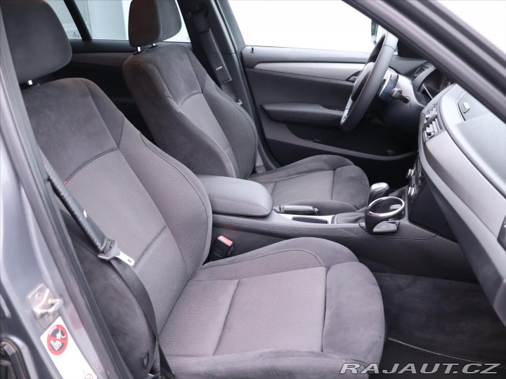 BMW X1 2,0 xDrive20d 130kW M-Pak 2012