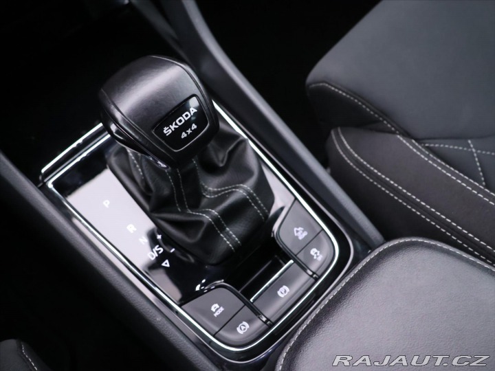 Škoda Karoq 2,0 TDI DSG 4x4 Sportline 2022