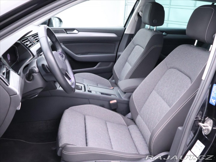 Volkswagen Passat 2,0 TDI 110kW DSG Virtual 2023