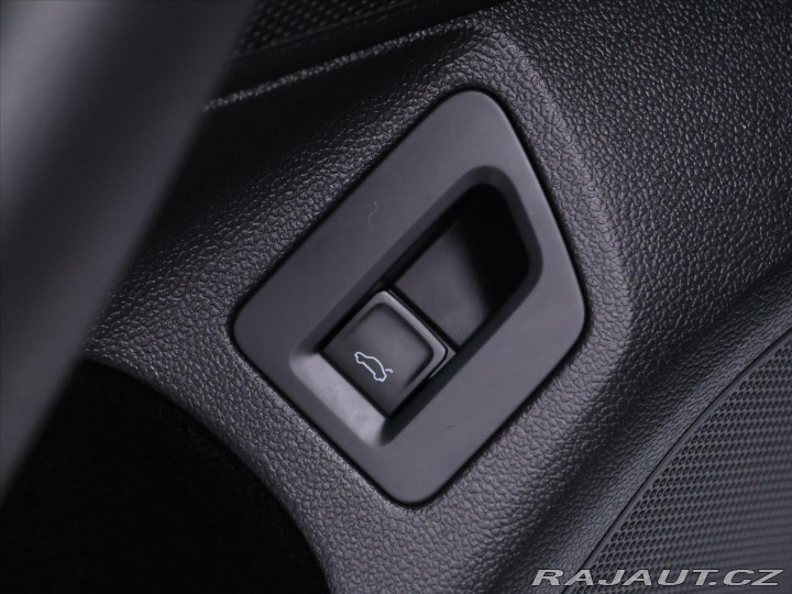 Volkswagen Passat 2,0 TDI 110kW DSG 1.Maj. 2020