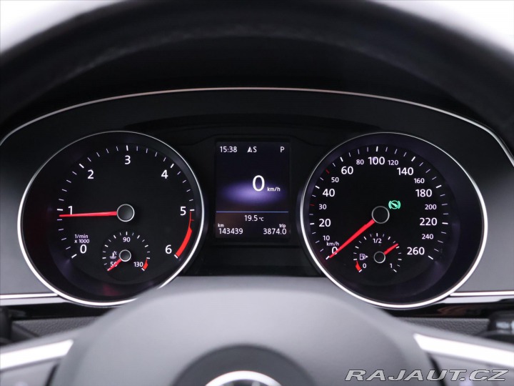 Volkswagen Passat 2,0 TDI 110kW DSG 1.Maj. 2020
