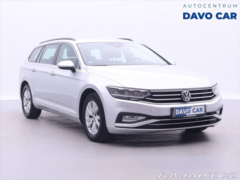 Volkswagen Passat 1,6 TDI DSG Virtual 1.Maj