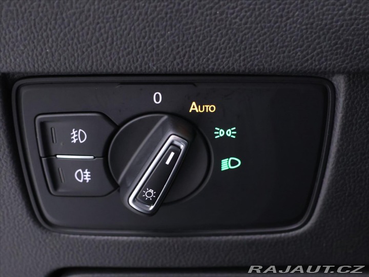 Volkswagen Passat 1,6 TDI DSG Virtual 1.Maj 2020