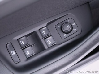 Volkswagen Passat 1,6 TDI DSG Virtual 1.Maj 2020