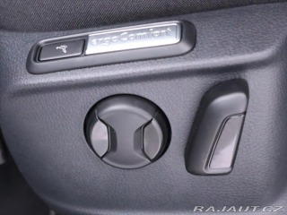 Volkswagen Passat 1,6 TDI DSG Virtual 1.Maj 2020