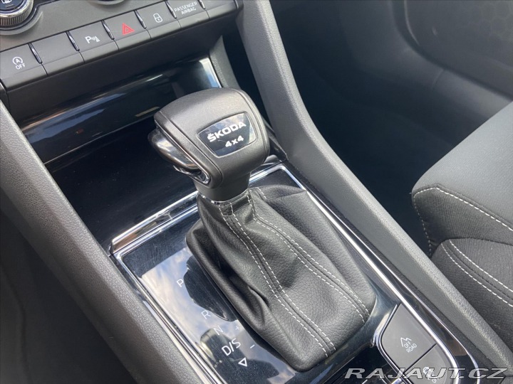 Škoda Karoq 2,0 TDI 4x4 DSG Sportline 2022