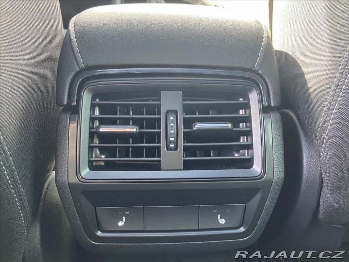 Škoda Karoq 2,0 TDI 4x4 DSG Sportline 2022