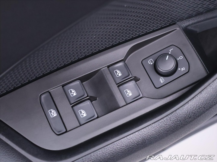 Škoda Octavia 1,0 TSI Style DPH LED 1.M 2021