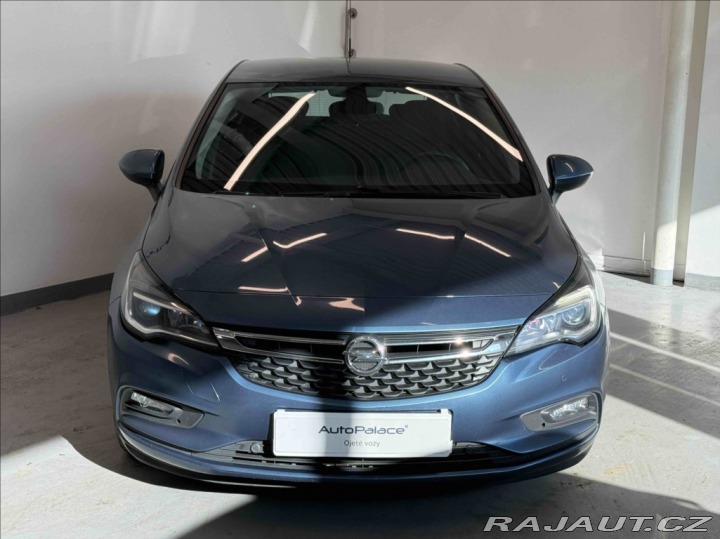 Opel Astra 1,6 CDI 81kW vyhřívaný vo 2016