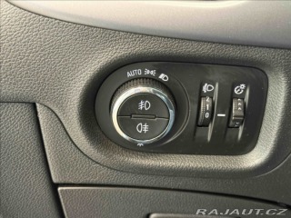 Opel Astra 1,6 CDI 81kW vyhřívaný vo 2016