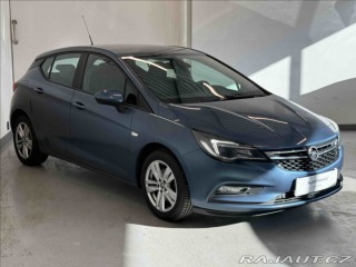 Opel Astra 1,6 CDI 81kW vyhřívaný vo 2016
