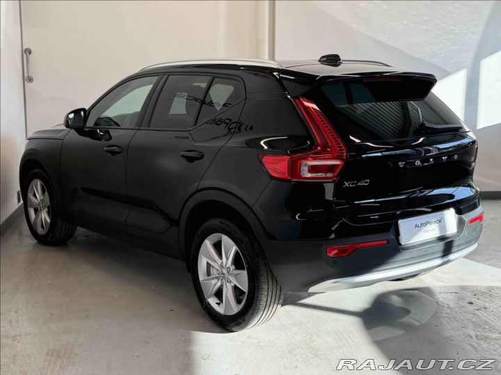 Volvo XC40 2,0 B3 Core Blis,Bezklíč 2022