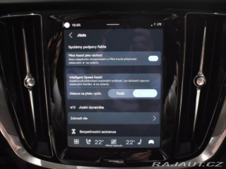 Volvo V60 2,0 B4  Plus Dark 2025