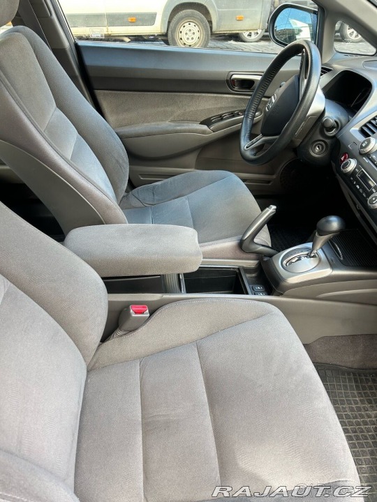 Honda Civic 1,3 2008