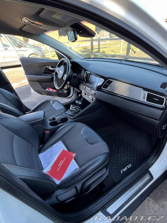 Kia Niro 1,6   GDi 6DCT HEV/ 5 dv. 2018