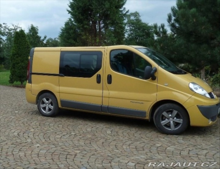 Renault Trafic 2,5   trafic Passenger DC 2008